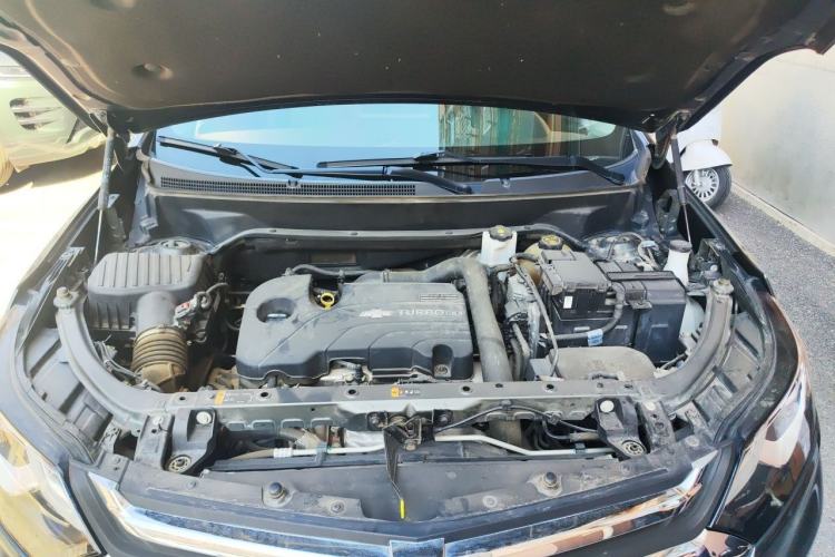 Used Chevrolet Equinox 2019 535T Automatic Chijie Edition China V Standard Engine Bay