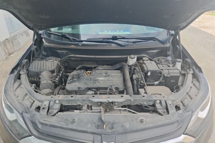 Used Chevrolet Equinox 2019 535T Automatic Chijie Edition China VI Engine Bay