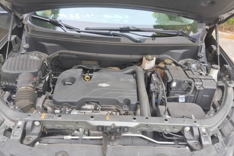 Used Chevrolet Equinox 2019 535T Automatic YuJie Edition China V Standard Engine Bay