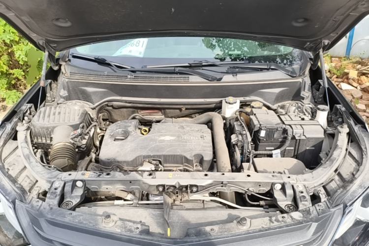 Used Chevrolet Equinox 2019 535T Automatic YuJie Edition China V Standard Engine Bay