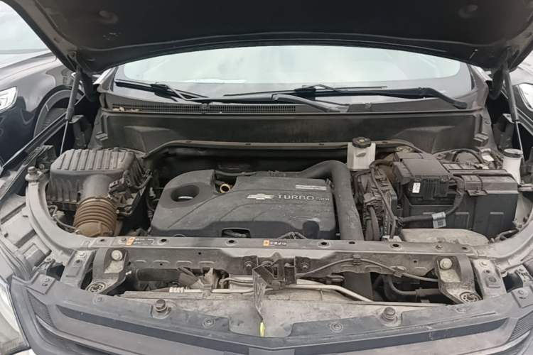 Used Chevrolet Equinox 2019 535T Automatic YuJie Edition China V Standard Engine Bay