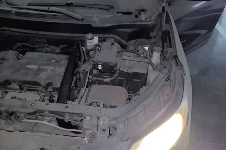 Used Chevrolet Equinox 2019 535T Automatic Chijie Edition China VI Engine Bay Left