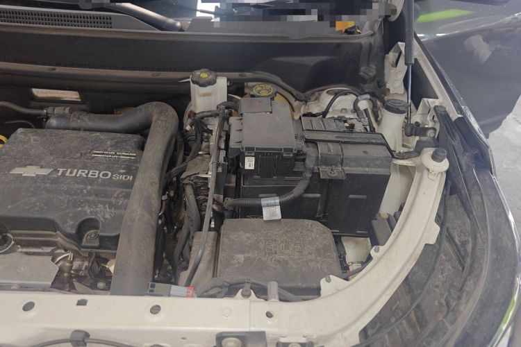 Used Chevrolet Equinox 2019 535T Automatic YuJie Edition China V Standard Engine Bay Left