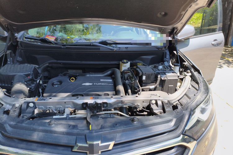 Used Chevrolet Equinox 2019 535T Automatic Chijie Edition China VI Engine Bay Left
