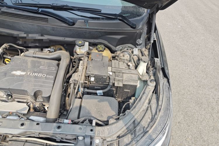 Used Chevrolet Equinox 2019 535T Automatic YuJie Edition China V Standard Engine Bay Left