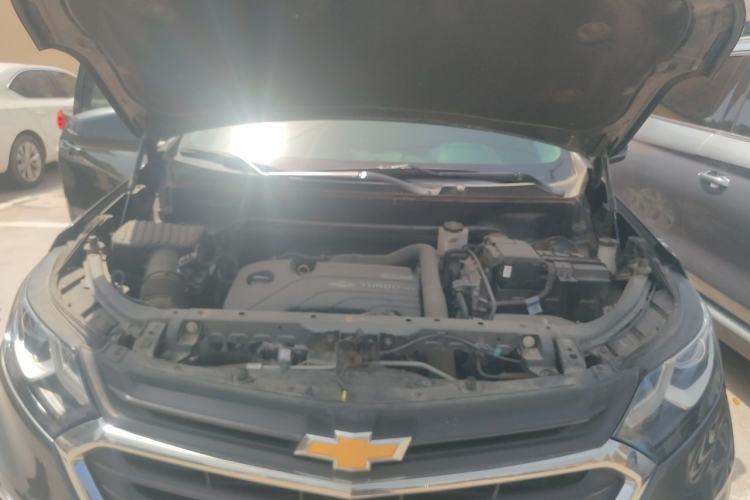 Used Chevrolet Equinox 2019 535T Automatic Chijie Edition China VI Engine Bay