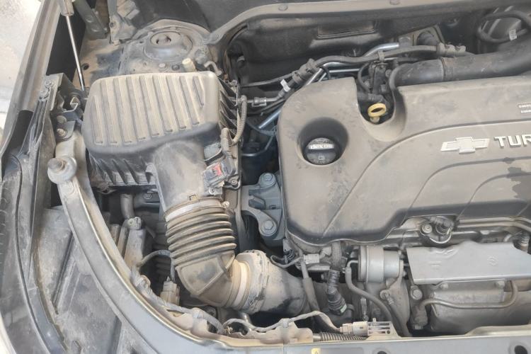 Used Chevrolet Equinox 2019 535T Automatic YuJie Edition China V Standard Engine Bay Right
