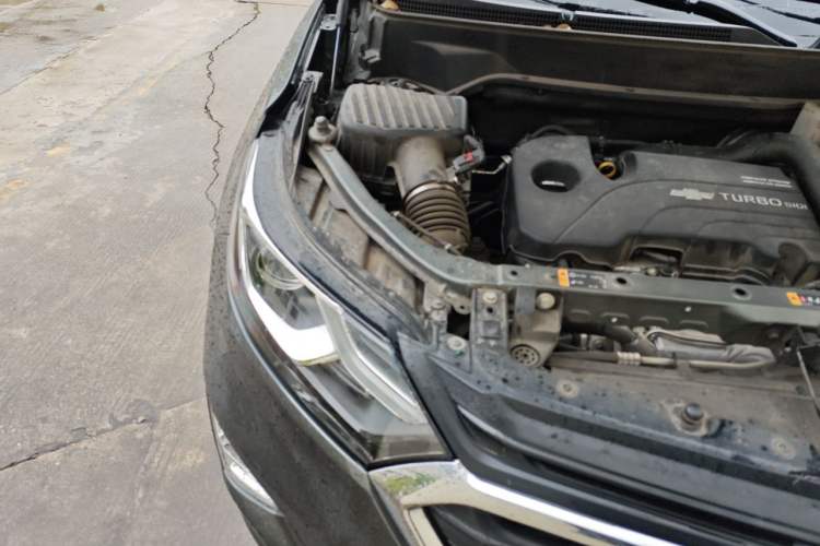 Used Chevrolet Equinox 2019 535T Automatic YuJie Edition China V Standard Engine Bay Right