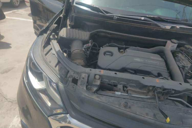 Used Chevrolet Equinox 2019 535T Automatic Chijie Edition China VI Engine Bay Right