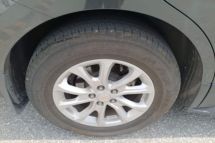 Used Chevrolet Equinox 2019 535T Automatic Chijie Edition China V Standard Exterior 5