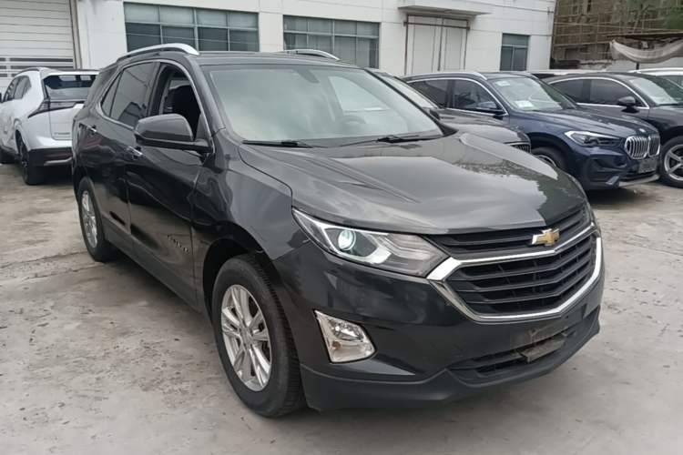 Used Chevrolet Equinox 2019 535T Automatic YuJie Edition China V Standard Front Right 45 Deg