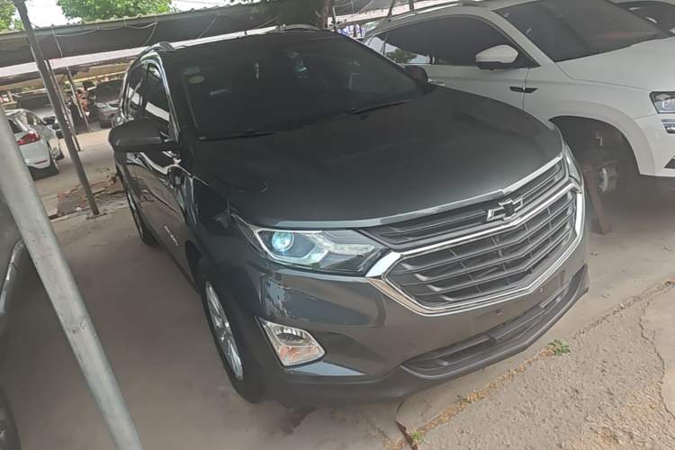 Used Chevrolet Equinox 2019 535T Automatic YuJie Edition China V Standard Front Right 45 Deg