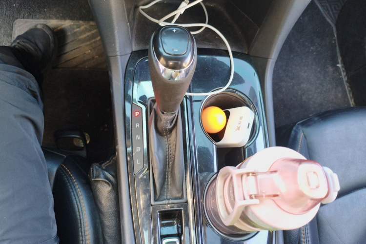 Used Chevrolet Equinox 2019 535T Automatic Lingjie Edition China VI Standard Gear Lever