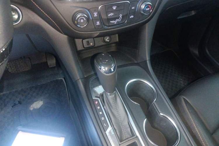Used Chevrolet Equinox 2019 535T Automatic Chijie Edition China V Standard Gear Lever