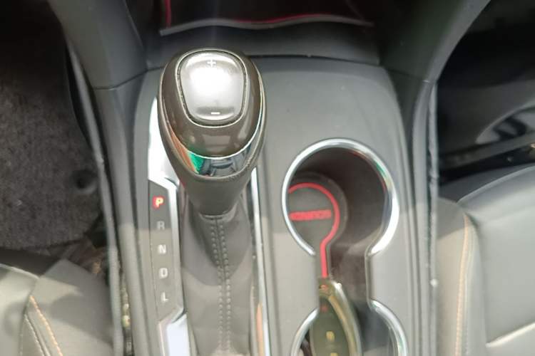 Used Chevrolet Equinox 2019 535T Automatic Chijie Edition China V Standard Gear Lever