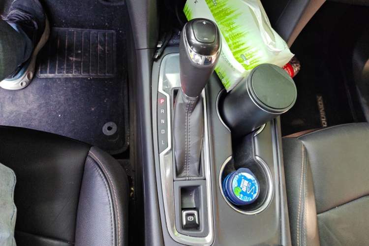 Used Chevrolet Equinox 2019 535T Automatic YuJie Edition China V Standard Gear Lever