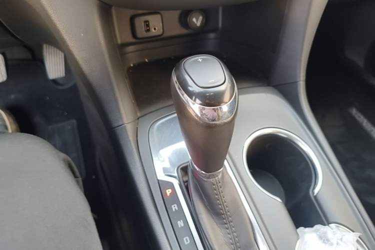 Used Chevrolet Equinox 2019 535T Automatic Chijie Edition China VI Gear Lever