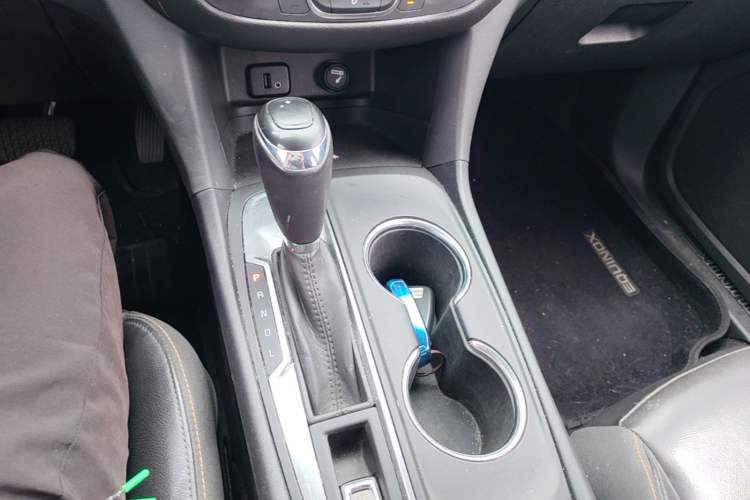 Used Chevrolet Equinox 2019 535T Automatic Chijie Edition China VI Gear Lever