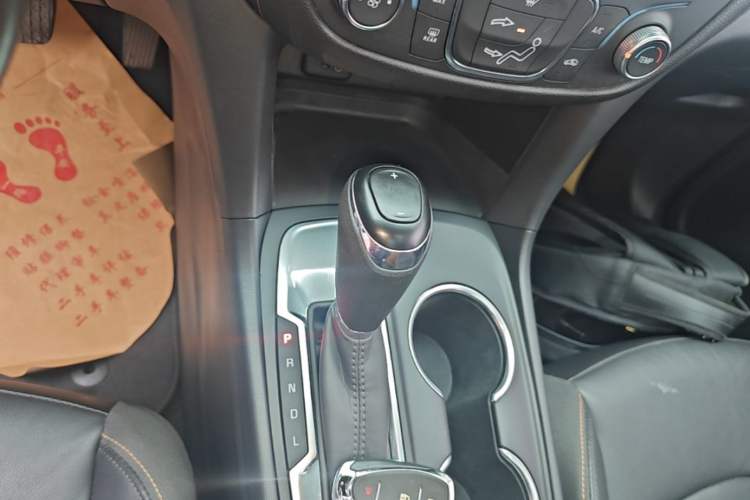 Used Chevrolet Equinox 2019 535T Automatic Chijie Edition China VI Gear Lever