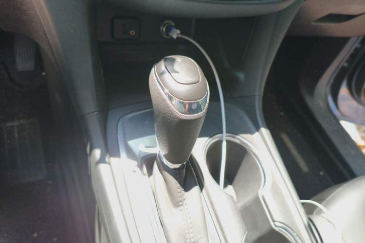 Used Chevrolet Equinox 2019 535T Automatic Chijie Edition China VI Gear Lever