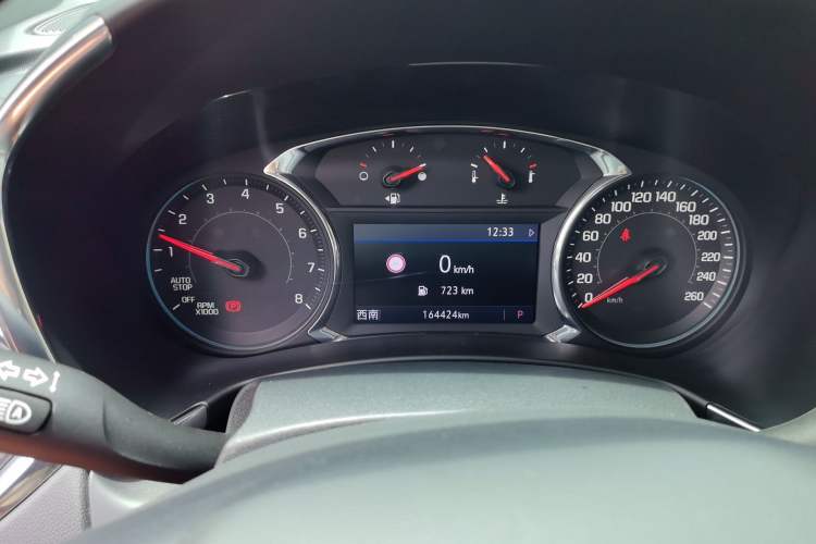Used Chevrolet Equinox 2019 Redline 550T Automatic All-Wheel-Drive Trailblazer RS China VI Standard Instrument Cluster