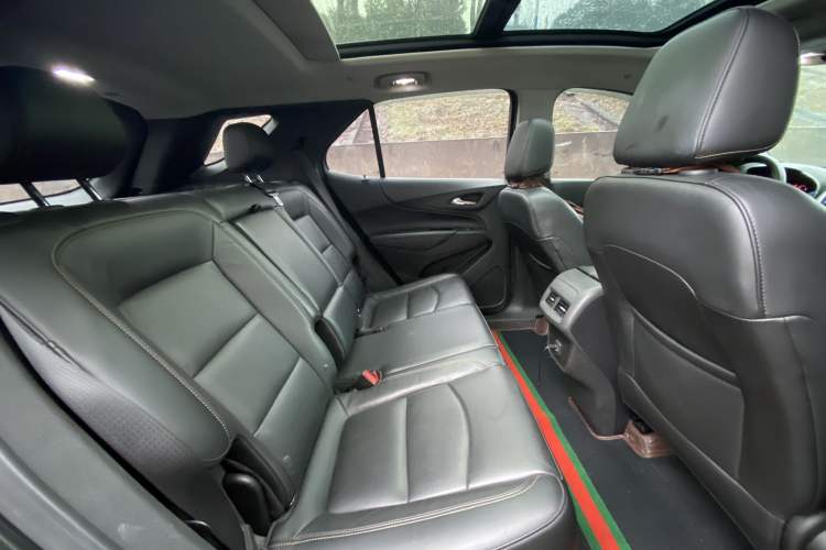 Used Chevrolet Equinox 2019 535T Automatic Chijie Edition China VI Interior 3
