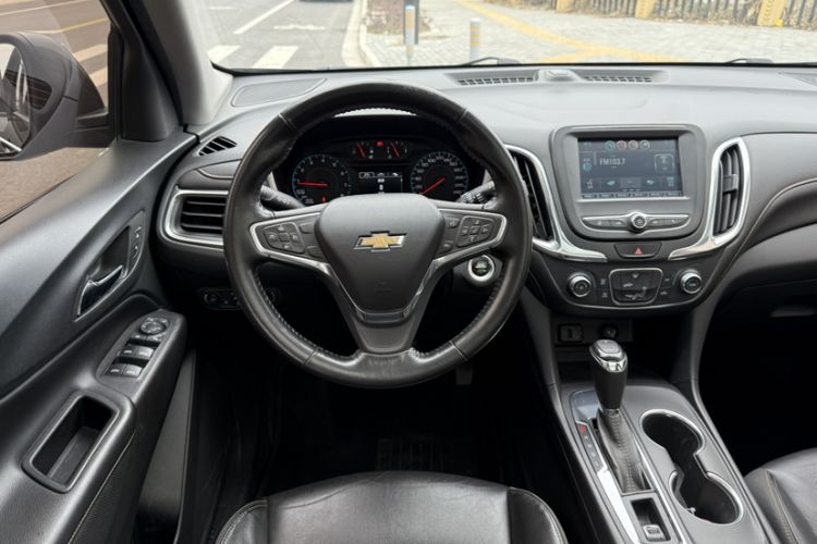 Used Chevrolet Equinox 2019 535T Automatic Chijie Edition China VI Interior 6