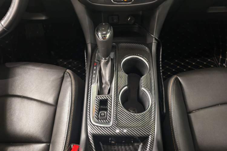 Used Chevrolet Equinox 2019 535T Automatic Chijie Edition China VI Interior 7
