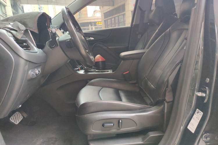 Used Chevrolet Equinox 2019 535T Automatic YuJie Edition China VI Left Front Seat