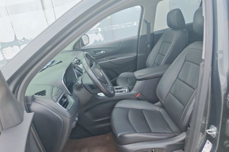 Used Chevrolet Equinox 2019 535T Automatic Chijie Edition China VI Left Front Seat