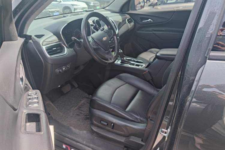 Used Chevrolet Equinox 2019 535T Automatic Chijie Edition China VI Left Front Seat