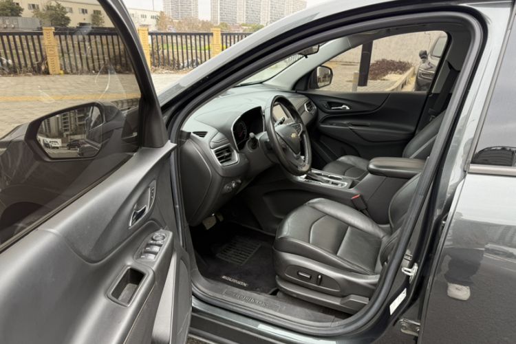 Used Chevrolet Equinox 2019 535T Automatic Chijie Edition China VI Left Front Seat