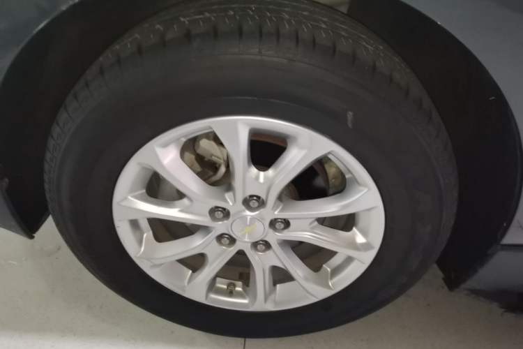 Used Chevrolet Equinox 2019 535T Automatic Chijie Edition China V Standard Left Front Wheel Hub