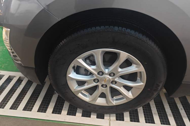 Used Chevrolet Equinox 2019 535T Automatic Chijie Edition China VI Left Front Wheel Hub