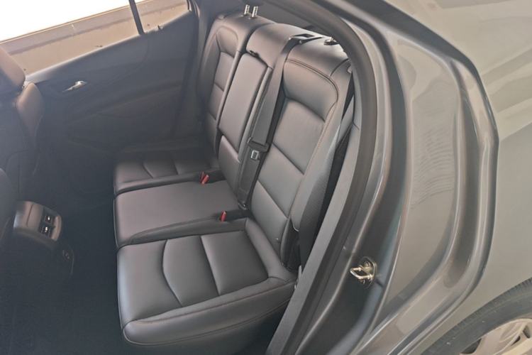 Used Chevrolet Equinox 2019 535T Automatic YuJie Edition China VI Left Rear Seat