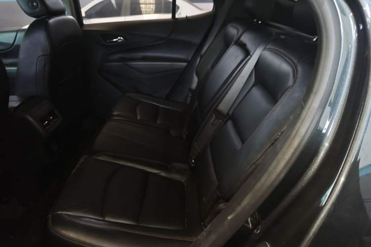 Used Chevrolet Equinox 2019 535T Automatic Chijie Edition China V Standard Left Rear Seat