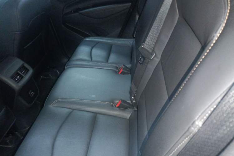 Used Chevrolet Equinox 2019 535T Automatic Chijie Edition China V Standard Left Rear Seat