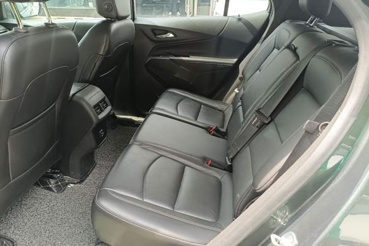 Used Chevrolet Equinox 2019 535T Automatic Chijie Edition China V Standard Left Rear Seat