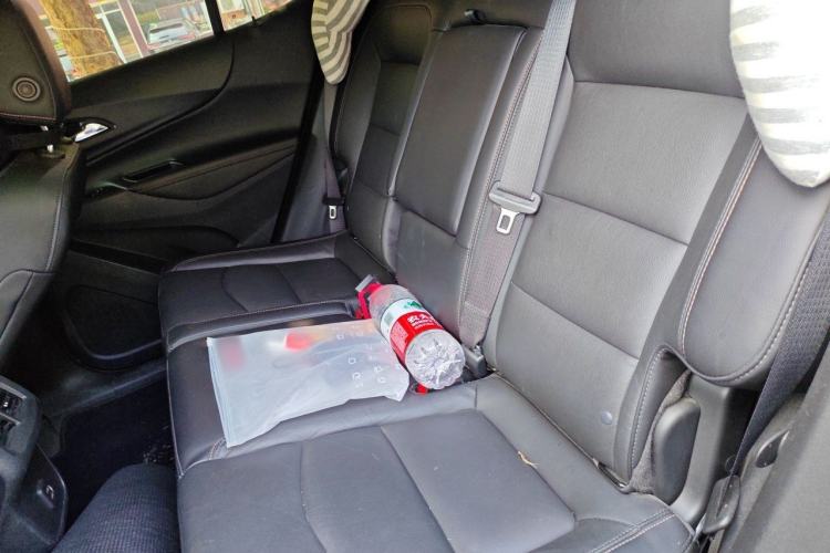 Used Chevrolet Equinox 2019 535T Automatic YuJie Edition China V Standard Left Rear Seat