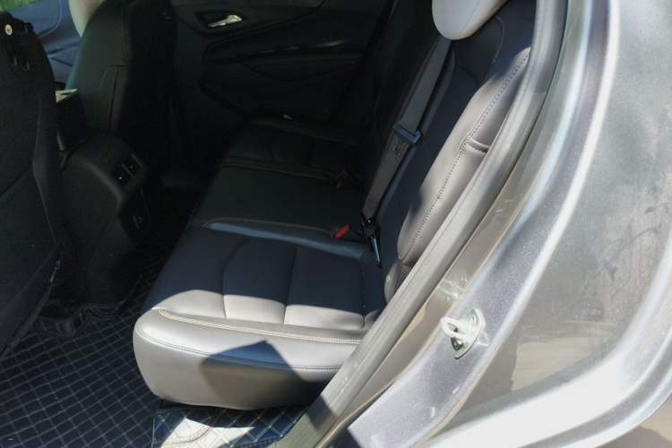 Used Chevrolet Equinox 2019 535T Automatic Chijie Edition China VI Left Rear Seat