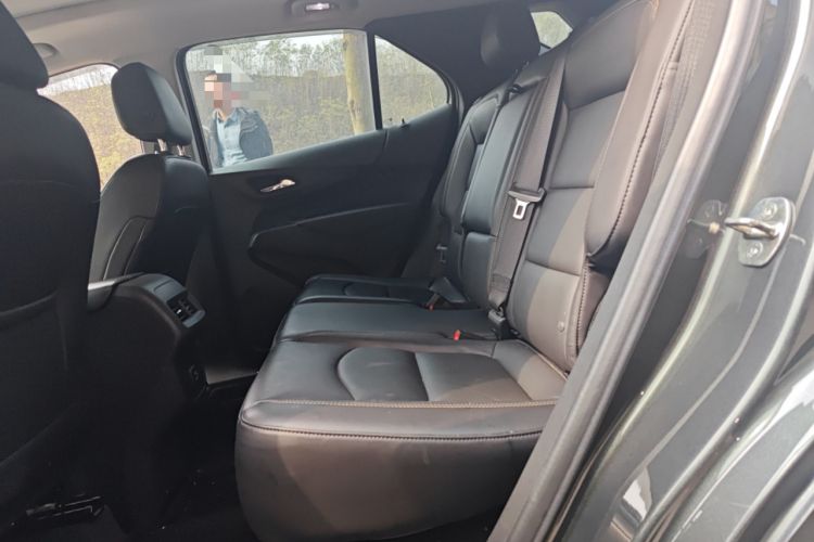Used Chevrolet Equinox 2019 535T Automatic YuJie Edition China V Standard Left Rear Seat