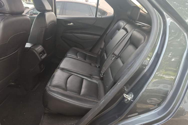 Used Chevrolet Equinox 2019 535T Automatic Chijie Edition China V Standard Left Rear Seat