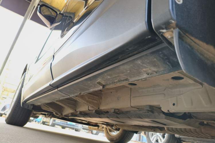 Used Chevrolet Equinox 2019 535T Automatic YuJie Edition China V Standard Left Side Sill