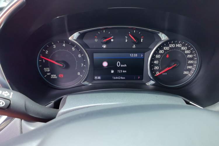 Used Chevrolet Equinox 2019 Redline 550T Automatic All-Wheel-Drive Trailblazer RS China VI Standard Odometer Close Up