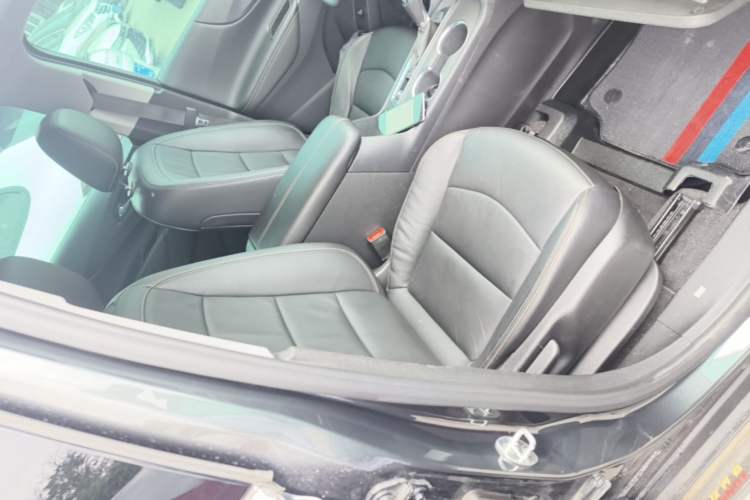 Used Chevrolet Equinox 2019 535T Automatic YuJie Edition China V Standard Right Front Seat