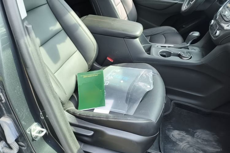 Used Chevrolet Equinox 2019 535T Automatic YuJie Edition China V Standard Right Front Seat