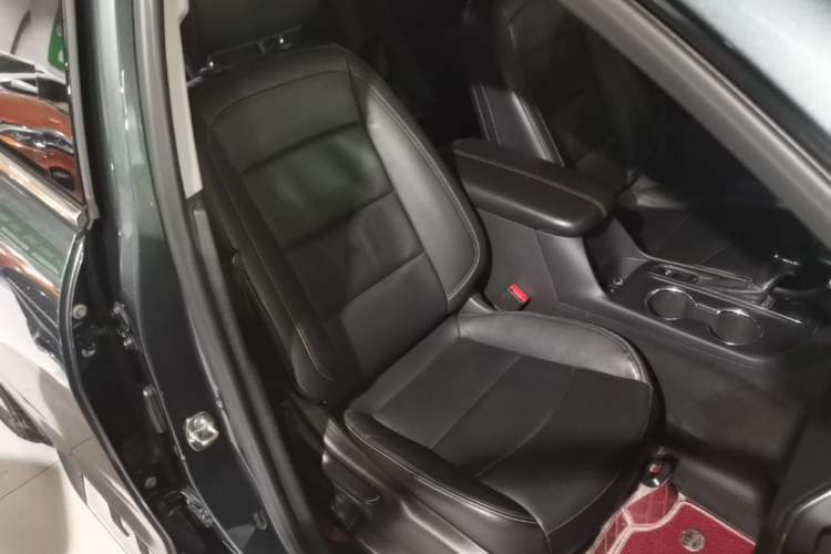 Used Chevrolet Equinox 2019 535T Automatic Chijie Edition China V Standard Right Front Seat