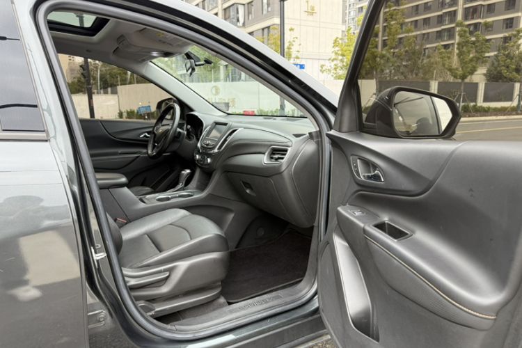 Used Chevrolet Equinox 2019 535T Automatic Chijie Edition China VI Right Front Seat