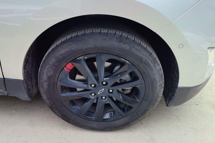 Used Chevrolet Equinox 2019 Redline 550T Automatic All-Wheel-Drive Trailblazer RS China VI Standard Right Front Wheel Hub