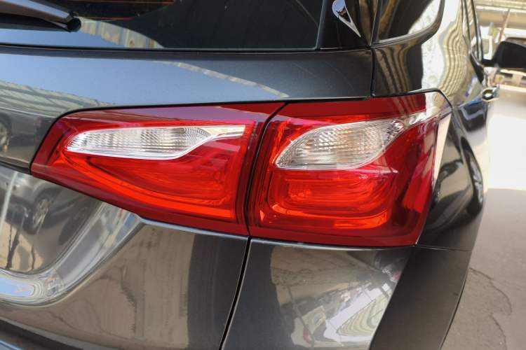 Used Chevrolet Equinox 2019 535T Automatic YuJie Edition China V Standard Right Rear Taillight